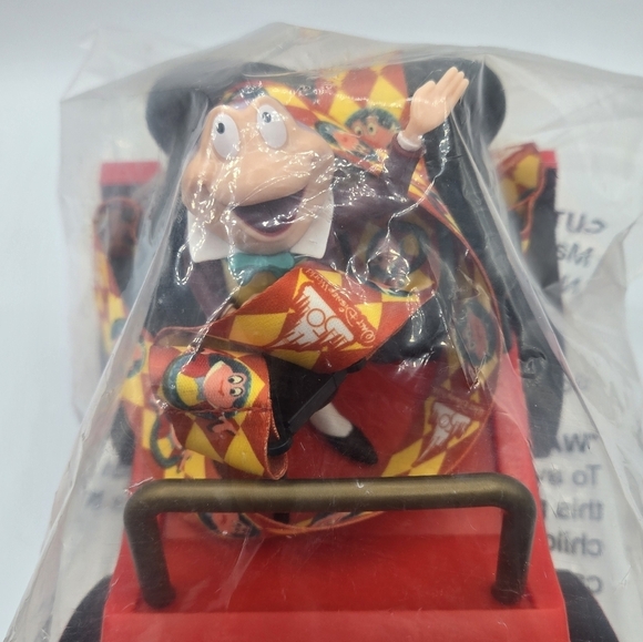 Disney Mr. Toad Popcorn Bucket With 100 Strap - Picture 4 of 8